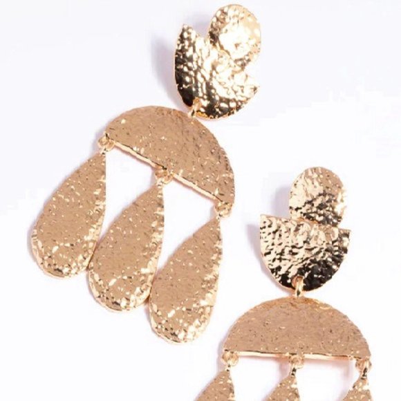 LOVISA Modern Geometric Shapes Hammered Gold Dangle Earrings**NEW! - Picture 1 of 3